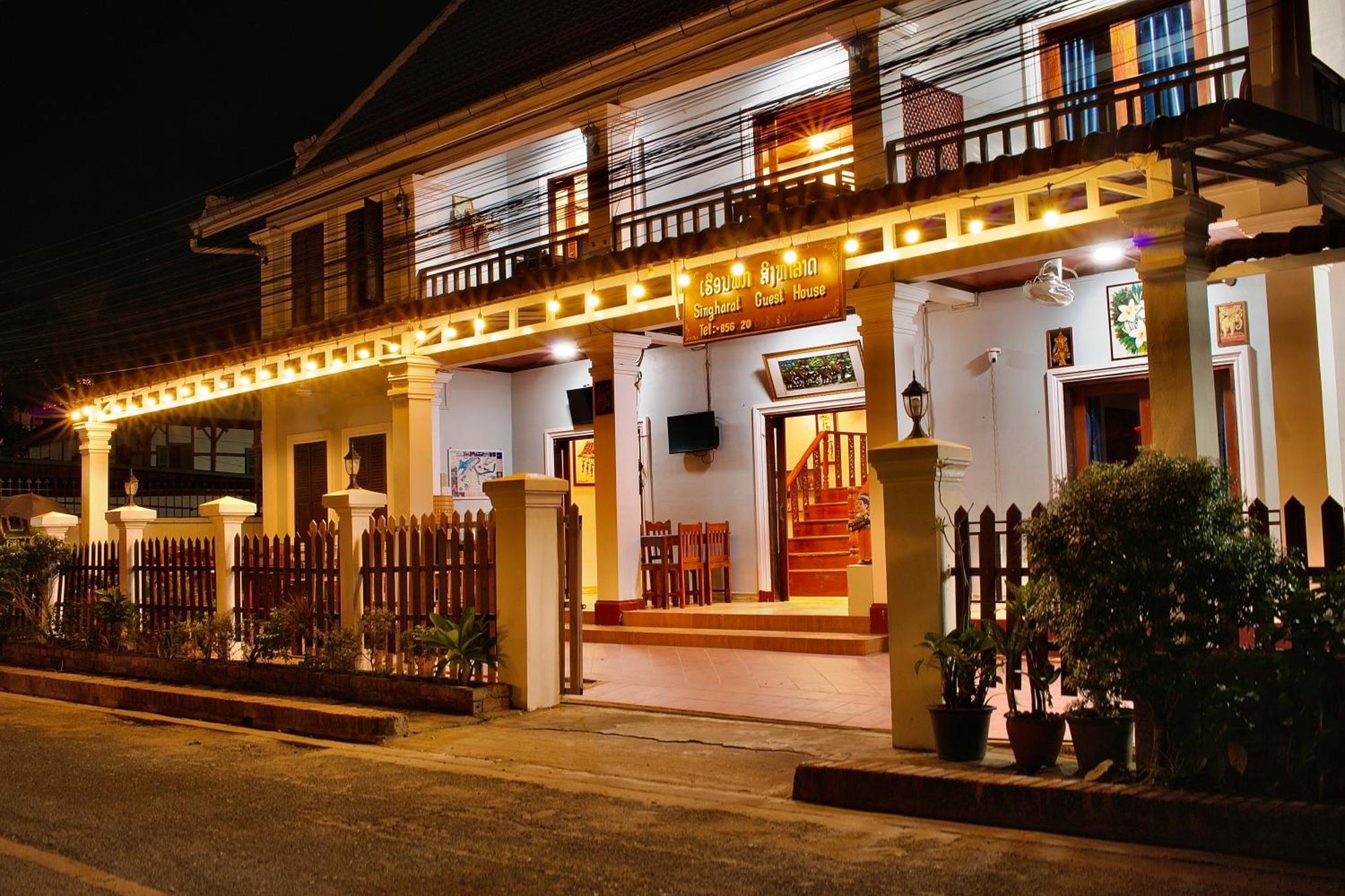 Singharat Boutique House Acomodação com café da manhã Luang Prabang Exterior foto